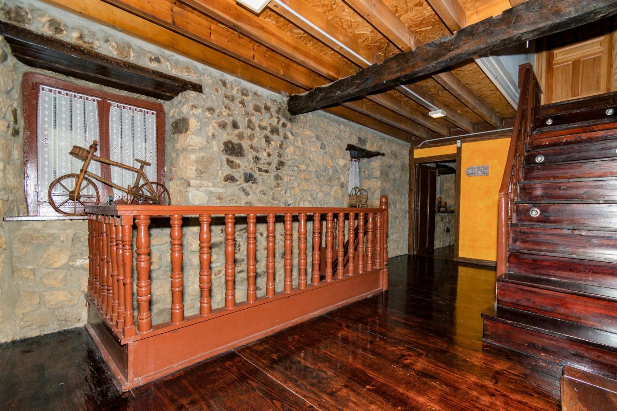 Albergue Santa Marina Buelna Zewnętrze zdjęcie