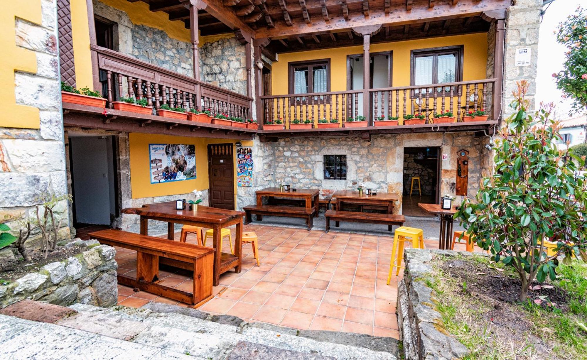 Albergue Santa Marina Buelna Zewnętrze zdjęcie