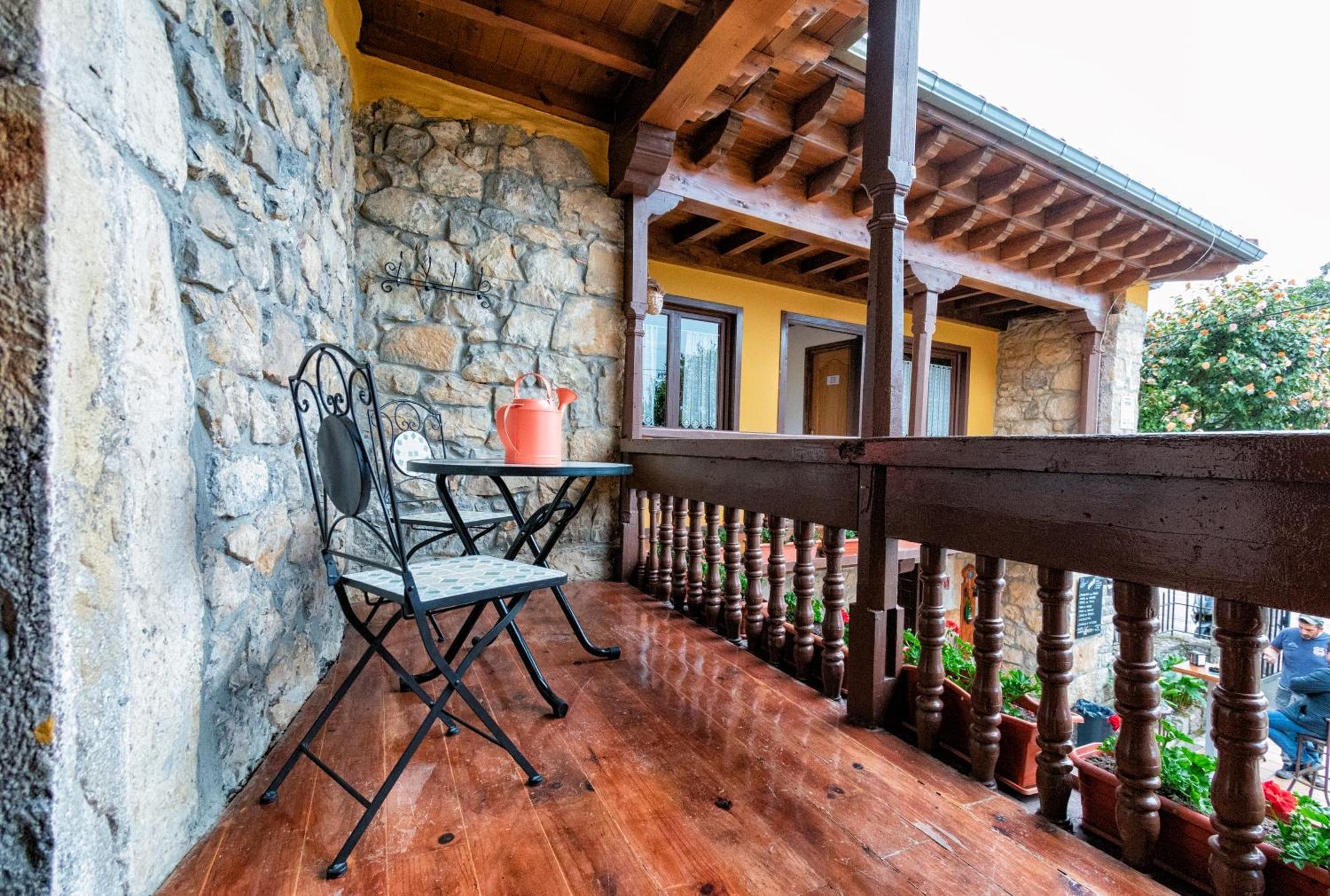 Albergue Santa Marina Buelna Zewnętrze zdjęcie
