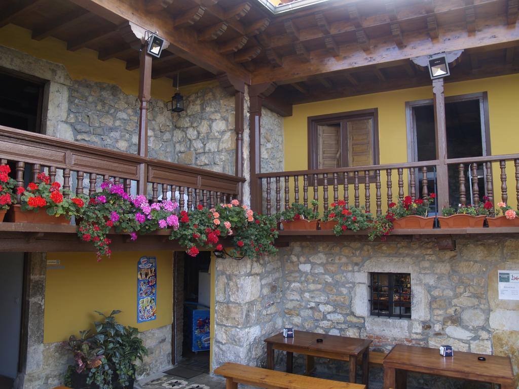 Albergue Santa Marina Buelna Zewnętrze zdjęcie